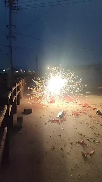 带你沉浸式体验三分钟烟花🎆盛宴🎆🎆🎆🎆🎆🎆🎆🎆🎆🎆🎆