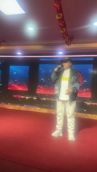 浙江省信阳商会年会现场