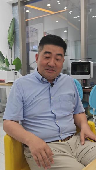 眼镜店和视光中心发现自己不赚钱,有可能是因为你们过度服务了这些客户。#炯炯神童 #眼镜店 #智能眼镜 #视光中心 #眼镜店销售
