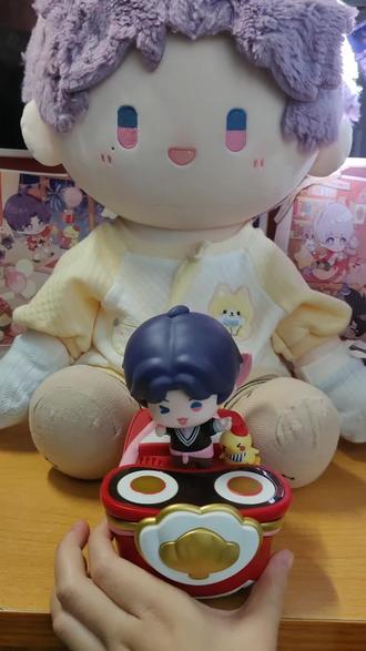 嫌家里不够乱的可以去买这个玩具
#恋与深空 #KFC #恋与深空kfc联动 #祁煜 #恋与深空祁煜