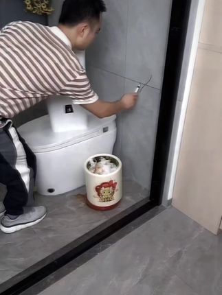 垃圾桶