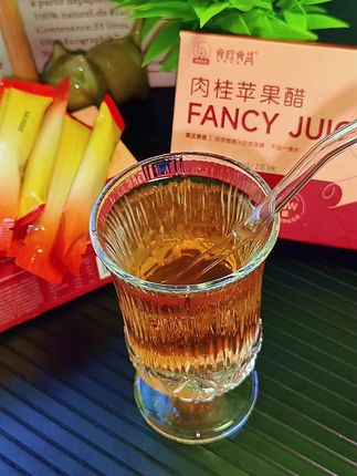 原浆苹果醋,口感酸甜,清爽解腻#神探伍伍 #神探伍伍苹果醋 #肉桂苹果醋 #苹果醋 #酸甜清爽