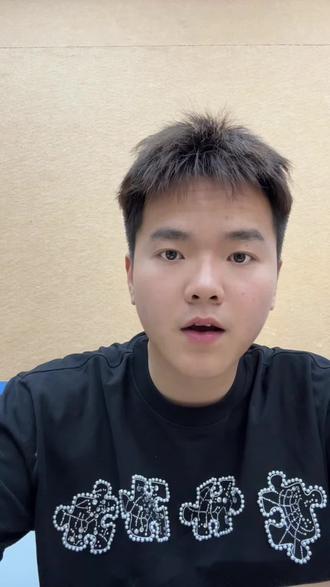 成都如何在线下开租房发票 1.需要房子租赁合同(原件及复印件)
2.需要房东在天府市民云上面备案、(公司的话需要通过营业执照和法人身份证正反面盖公司的公章)房屋租赁登记备案凭证需复印件
3.需要房东身份证复印件
4.需要开票人本人身份证复印件
5.需要房东写委托书,委托你去,委托人需要身份证复印件和身份证原件
6.需要去线下税务局拿代开发票单子填写(这里公司的话需需要公司的抬头税号及物流地址开户行等等)
7.需要产权(让房东拍照给你,尽量拍的清楚一点,并且打印下来)购买合同也可以!#租房知识 #租房发票 #租房日记