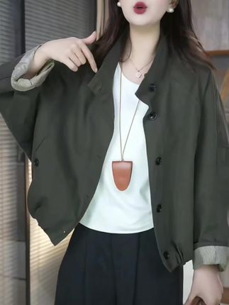 高级感韩版立领撞色工装外套,秋款港风休闲流行夹克衫#短款外套#风衣#外套#早秋穿搭