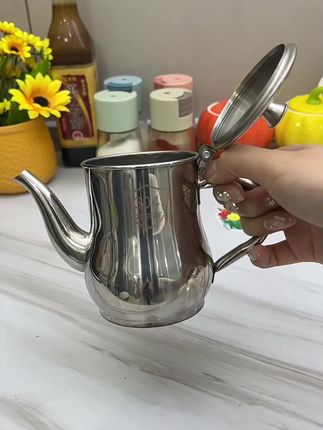 家用,生活必需品,不锈钢油壶,带过滤网,居家生活好帮手。