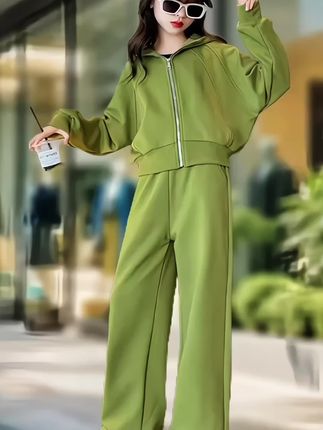 女童套装秋装2025新款儿童洋气网红休闲时髦春秋中大童运动两件套#女童穿搭 #女童套装 #女童洋气服装推荐 #女童高级感穿搭