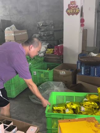 自己喝选袋装实惠,送礼选礼盒装高级,浓香好喝的黄金芽,茶中贵族,面子里子都有