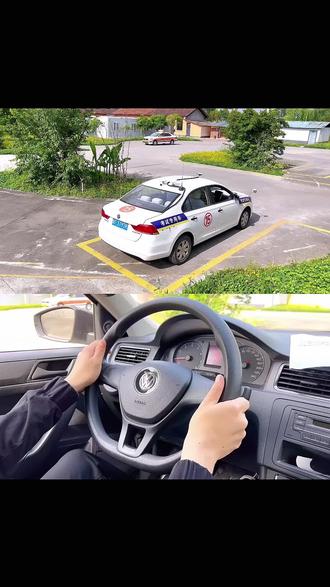 科目二倒车入库,左倒库怎么操作?#汉中 #小鹿易驾