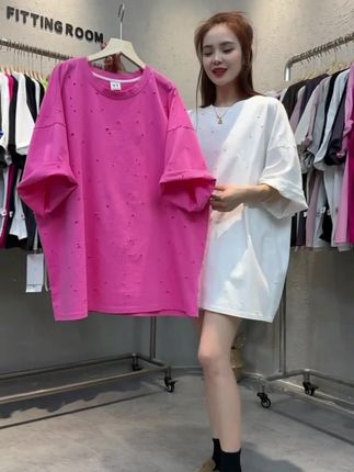 南墙让你看清现实 经历让你看透人心 教训让你看透人性 #纯棉t恤@DOU+小助手 YY1758夏季新款韩版小破洞做旧宽松大版圆领短袖T恤女@DOU+上热门