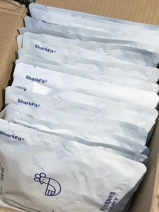 喜欢吃高品质的甜玉米鸡胸肉饼的宝子闭眼入,这个价到手10袋嘎嘎合适,低卡高蛋白,管理期的姐妹也可以放心吃!库存不多,趁便宜赶紧薅!#鲨鱼菲特#鸡胸肉饼#低卡高蛋白 #自律