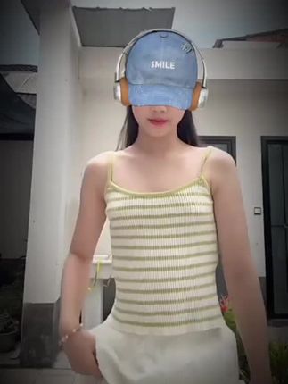 夏日必备小背心,条纹设计超显瘦!💃腰部线条完美展现,谁穿谁是小腰精!#舞蹈穿搭 #来吧展示