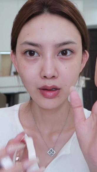 除了有点小贵 真的挑不出任何毛病 #花西子好气色气垫 #气垫推荐 #遮瑕持妆 #瑕疵皮底妆 #不脱妆不卡粉