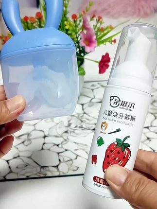 #创作灵感 还在用传统牙刷?现在流行这款儿童牙刷,让宝宝爱上刷牙!