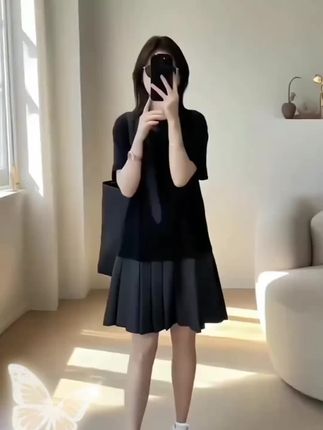 #夏季新款 #夏季穿搭 #显瘦穿搭 #谁穿谁好看 #时尚连衣裙@DOU+小助手