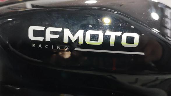 春风675sr更换左右侧板