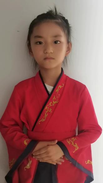 务耕织者
—《吕氏春秋》
#每一个孩子都是上天赐予我们的礼物 #传扬中华文化 #美丽的童年 #好好读书