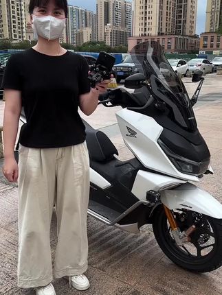 凯威格凯威格电动车手机支架防震防抖防盗机车踏板摩托车骑行M33