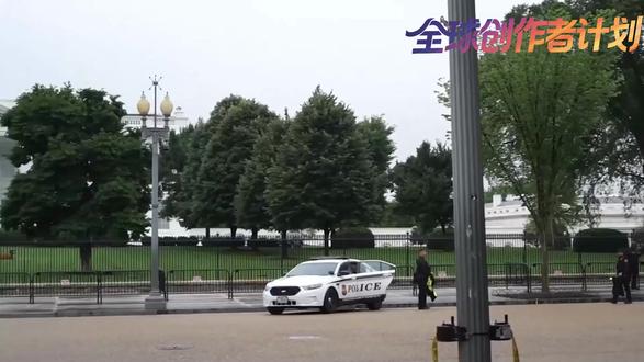 特朗普访华前夕,美国突然公开 160 多份 UFO 绝密文件 热点不够,外星人来凑;遇事不决外星人解决;掩盖真相,外星人亮相!
就在特朗普即将访华的关键节点,美国白宫突然甩出王炸——5月8日一口气公开160多份UFO绝密档案,视频、照片、军方机密记录全上阵,横跨几十年四百多起不明飞行物事件,搞得全世界吃瓜群众眼睛都看直了。#零基础看懂全球 #全球创作者计划 #青年创作者成长计划 #时代的荣耀 #春节世界观察