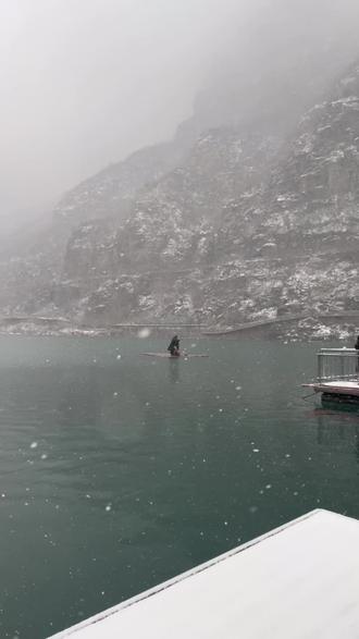 情到深处是宝泉,爱到极致是沧海
漫天❄️的我的楼兰现场#日常vlog #沧海一舟