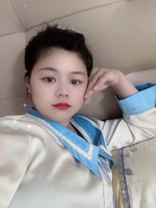 就像白鸽不会爱乌鸦'你像野马不会为我停下#大脸盘子姑娘