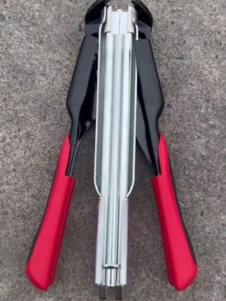 手动c型钉枪扣环打钉枪扎养殖笼枪绑铁丝网钉子鸟笼码钉#打钉枪#C型打钉枪#手动打钉枪