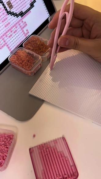 挑战拼100个拼豆(2/100)#手工diy制作 #拼豆 #我染上了拼豆 #拼豆日常 #拼豆图纸