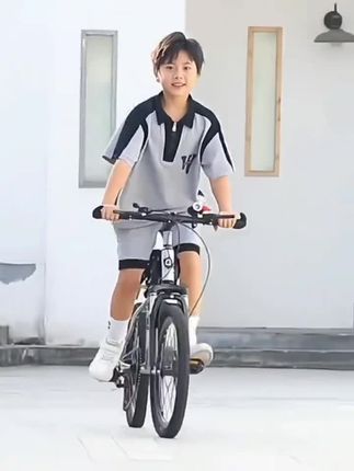 儿童山地自行车