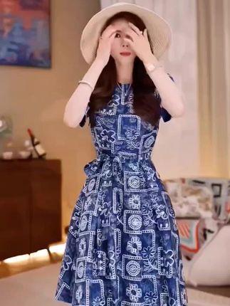#品质女装 #连衣裙 #美出高级感 #优雅气质 #谁穿谁好看