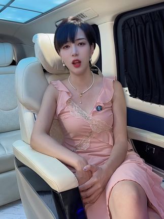 鞋子不一定要买贵的!这款性价比高的鞋子真的太好穿了!!!#说好的随便穿穿去看秀 #谁能拒绝舒华cleanfit风 #全抖音都在仿热巴琥珀系造型 #琥珀系拉抽屉变装 #早秋显身材平价上衣合集