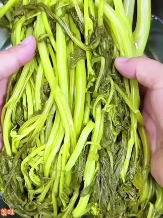 #贵州小油菜酸菜 #贵州酸菜 #贵州小油菜 #美味下饭菜