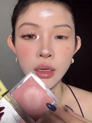 原生感裸杏色腮红!一颗化全脸超百搭 #腮红打法 #腮红推荐 #腮红的正确画法