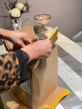 10斤起泡丰富香飘满屋工厂直发衣物去油王大衣物去油王#洗衣液 #香氛洗衣液 #洗衣液推荐 #持久留香的洗衣液推荐 #超香洗衣液留香持久