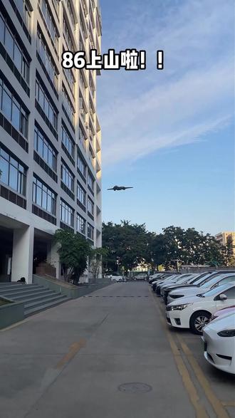 第六代遥控战机 来了来了,小朋友期待已久的新年礼物,第6代升级款遥控战机,飞行更稳定续航更长,快给你家神兽安排上吧#亲子 #遥控飞机 #玩具 #新年礼物 #无人机