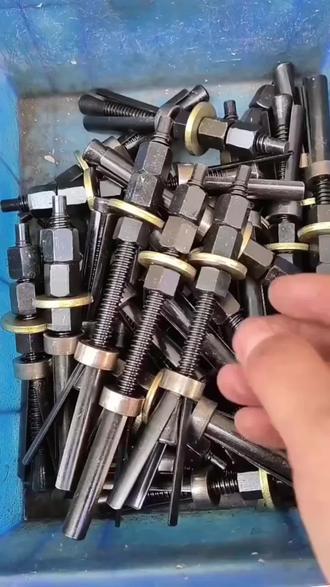 小泥鳅三片可重复使用膨胀螺丝胀管螺栓水钻机固定内膨胀可拆卸#膨胀螺丝胀管 #膨胀螺丝胀管螺栓 #胀管螺栓 #水钻机固定内膨胀 #内膨胀螺丝