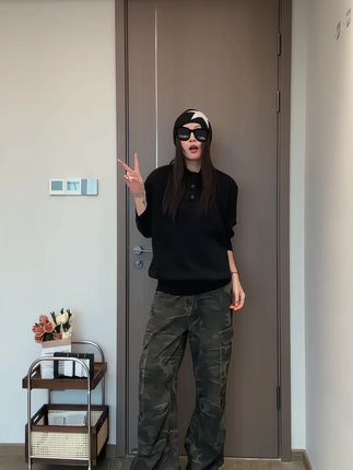 告别圆领V领!今年秋天,有品位的都穿上了亨利领毛衣 #ootd穿搭#亨利领#毛衣#男女同款#秋季穿搭