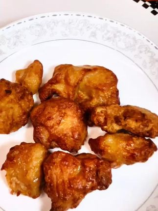 唐扬鸡块,外酥里嫩,一口爆汁,都是大块鸡胸肉,特别入味,五中酱料都超好吃!#唐扬鸡块 #鸡胸肉 #鸡块#禾丰鸡块