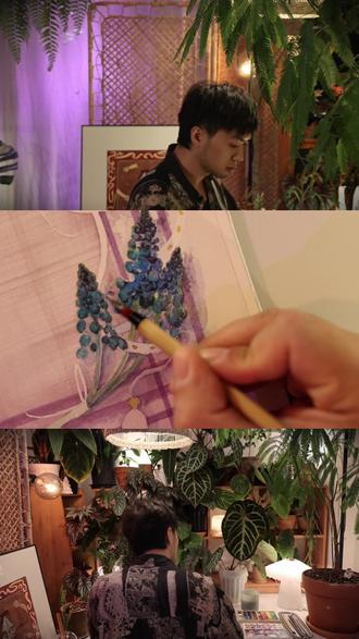 我的画、就是我的自由🎨
新年第一幅画
画了花格贝母与葡萄风信子
很喜欢的野花
印象中童年的山野间见过
紫色的格纹特别到很难忘
这次有了一些新的尝试
将格纹与花卉融合
有一点点不自然
不过不急慢慢成长
最后祝大家新年快乐
梦想不灭,灵魂自由
#画画 #绘画 #绿植 #生活不会辜负每一个努力的人 #插画