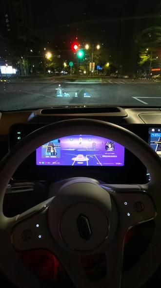 不见光不走、 尊界s800的小艺这么设合理吗?#尊界s800#鸿蒙智行野生销售#关闭大灯