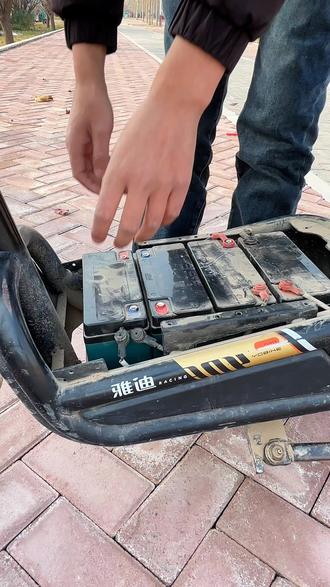 废电瓶秒变充电宝#多功能电瓶盒#电瓶转换器