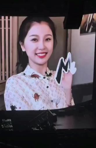 #爱了爱了 #强烈推荐 #虞书欣 她可以像烟火般灿烂,也可以像勇敢者般强悍。