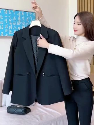 大码时尚小西服2025女秋冬新款加厚夹棉显瘦洋气西装外套#加棉西装外套#面料柔软舒适#时尚潮流穿搭