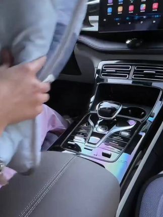 汽车抱枕被子两用车用车载厚实被子二合一车内午睡加厚抱枕毯被子#汽车抱枕被子两用  #车载两用被  #汽车抱枕被  #加厚抱枕毯  #多功能被子