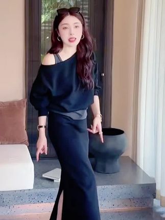 韩系女装设计感黑色假两件斜肩上衣半身长裙宽松显瘦春秋气质套装