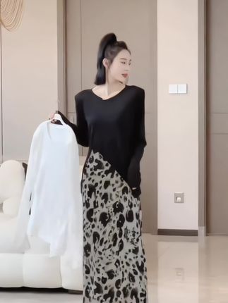 #今日穿搭 #套装 #休闲减龄穿搭 #防晒套装 #防晒罩衫