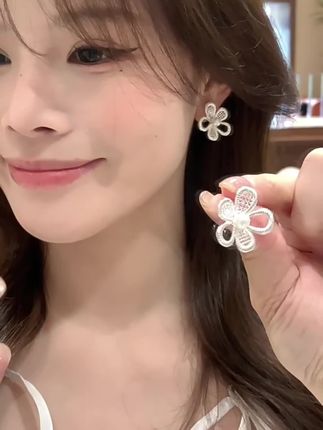 #耳饰 #美出高级感 #穿搭 #强烈推荐 #日常分享