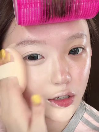 粉扑真的真的很重要 刷到赶紧入手一个郭小妞新升级奶咖粉扑! #粉扑推荐 #瑕疵皮 #化妆小技巧 #郭小妞奶咖粉扑