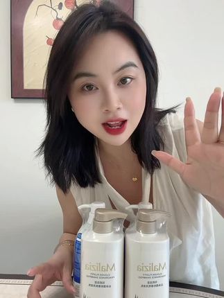 组合装更划算哦…… 不自用不推荐,淡淡的香味,洗完自带蓬松感,这个价格真的是闭眼囤!#好物推荐🔥 #自用好物推荐 #洗护好物
