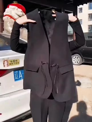 新中式国风双面穿提花马甲休闲百搭网红轻奢宽松设计感春秋马夹女#今日穿搭 #高级感穿搭 #源头实力厂家 #小个子穿搭 #日韩穿搭