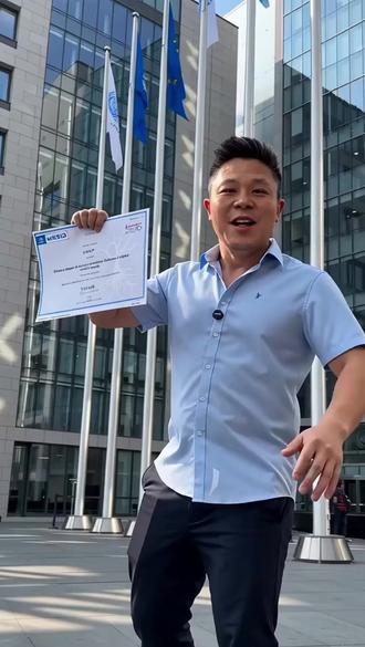免费拿3个联合国官方的证书 都是联合国官方颁发 #含金量高的证书 #ai #esg #联合国证书 #教师资格证