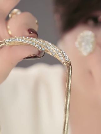 铜合金合成锆石耳饰 韩国满钻水钻耳环时尚简约百搭气质耳钉女#热门 #热门短剧推荐 #热门音乐🔥
